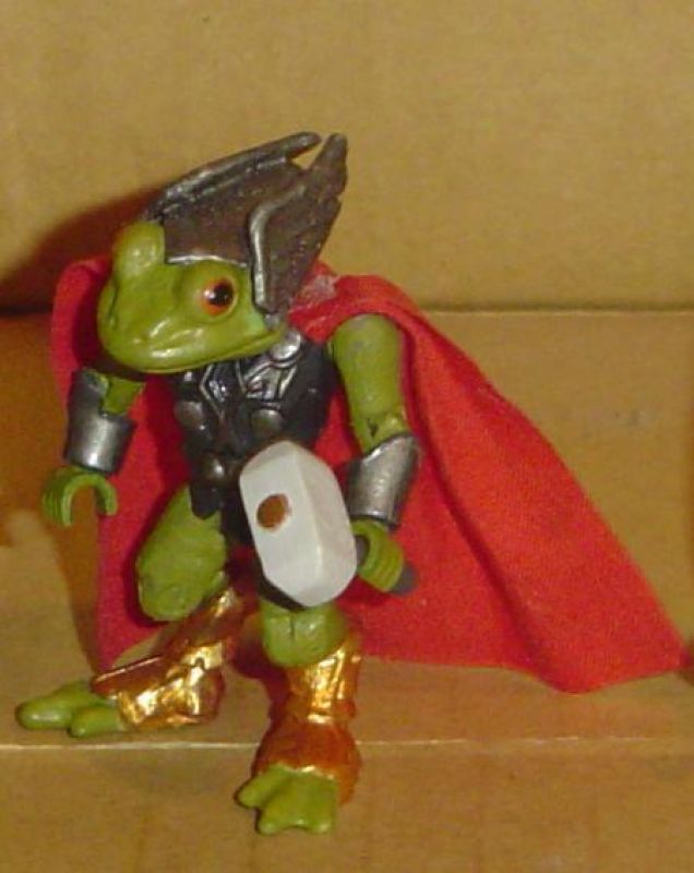 NoJoe Battle Beasts  - Thunder Frog 02.JPG